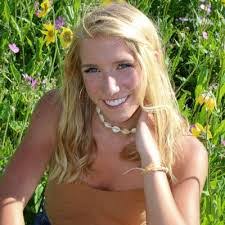 Brooke Bonner's Instagram, Twitter & Facebook