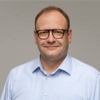 100+ Profile mit dem Suchbegriff „Veil“