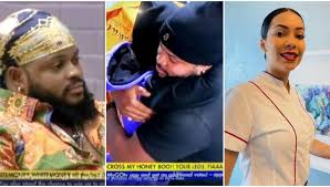 A video which countered pere's claim of whitemoney not giving him a hand shake when he got into the big brother house, has been shared . Bbnaija 2021 Check Out Whitemoney S Reaction After He Hugged Maria While She Cried For Nominating Him Video Naija News 247