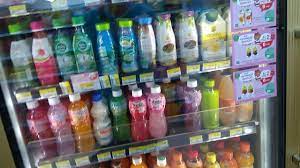 Zesto yo berry blend yogurt drink 200ml ₱24.00: Food Snack Drink Prices In 7 Eleven Bangkok Thailand Youtube