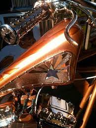 Pin By Thomas Lee On Motorcycles Motorcycle Tank Best Motorbike Bike Art