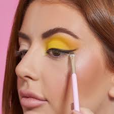 Summer Floral Glam Tutorial With Beth Painter