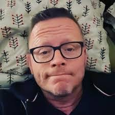 Kendall Hobson's Instagram, Twitter & Facebook