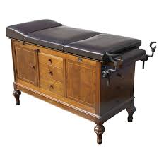Vintage Hamilton Medical Examination Table 1stdibs Com Massage Chairs Massage Tables Medical Examination