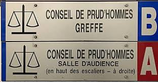 Le conseil juge les litiges entre salariés ou apprentis et employeurs portant sur le respect des contrats de travail ou d'apprentissage. File Plaque Du Tribunal Des Prud Hommes De Lyon Britannia Jpg Wikimedia Commons