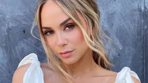 Laura Culbert's Instagram, Twitter & Facebook