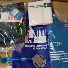 Marathon (42.195 km) entry fee. Standard Chartered Kl Marathon Finisher Pack 21 5 17 Men S Fashion Activewear On Carousell