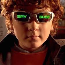 Mallory Kosfeld (@malqkos)