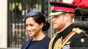 The tradition of trooping the colour was started in 1748 by king george ii to celebrate his birthday. Trooping The Colour The Same Procedure As Every Year Alle Multimedialen Inhalte Der Deutschen Welle Dw 08 06 2019
