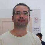 Comércio diversificado e trânsito caótico na “Bruno”