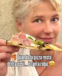 La pizza margherita fina e scrocchiarella come piace a noi! ❤️