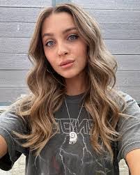 Freda LeBlanc's Instagram, Twitter & Facebook