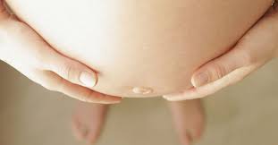 Sie tritt aber verstärkt von der 5. Schwangerschaftsmonat 7 27 31 Ssw Schwangerschaft At