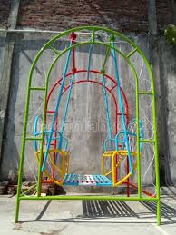 Beberapa faktor yang menurut kami sangat anda dalam munculnya berbagai macam ayunan anak terbaru karena permintaan dari konsumen itu sendiri. Ayunan Besi Untuk Anak Model Gapura Madaniah