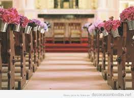 Maybe you would like to learn more about one of these? Decoracion Barata Y Bonita Para Bodas En Iglesias Maceteros De Hojalata Y Flores Boda Por La Iglesia Decoracion Bodas