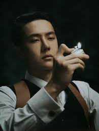 What is the title of a fantasy novel with a door knocker shaped like a lion 