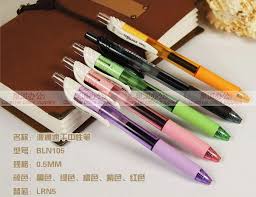 Japanese pens often have astonishingly tiny tips that are far smaller than anything made by western manufacturers. Pentel Bln105 Gel Pen 0 5mm Gel Pen Top Quality Classic Made In Japan 4 Color 5 Pcs Gel Pens Aliexpress