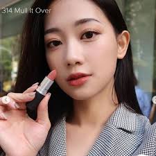 Son MAC Powder Kiss Lipstick #314 Mull It Over cam nude rất Tây, sang trọng