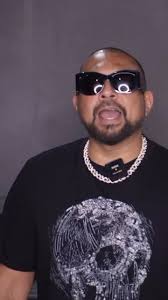 Very sad news for the music industry and the world. We have lost one of our  reggae icon Donald Shaw popular known as Tabby Diamond from the group  Mighty Diamonds. Condolences to