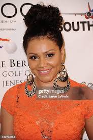 787 Nadia Rose Photos & High Res Pictures