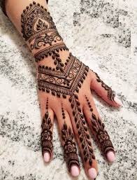New And Unique Mehndi Designs For The New Age Brides Age Brides Designs Mehndi Unique In 2020 Unique Mehndi Designs Pretty Henna Designs Henna Designs Hand