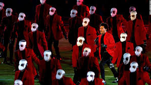 Super bowl lv between the chiefs and buccaneers is set for sunday evening, which means the weeknd's pepsi halftime show is also fast the weeknd has made changes to the typical halftime show look, too, taking the performance from the field to the stands. Shtbrgd39smbim