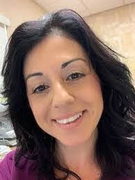 Leah Hutto's Instagram, Twitter & Facebook