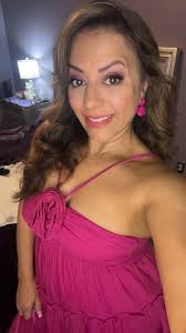 Where to find a good beauty salon for tape-in hair extensions in Kansas  City?