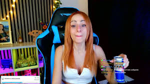 DebsGinger - Twitch Stats, Analytics and Channel Overview