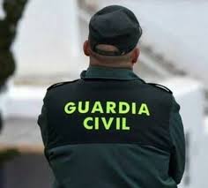 Por su parte la guardia civil tiene como funciones características: Detenido Un Vecino De Vilalba En Una Operacion Contra El Trafico De Drogas De La Guardia Civil Lugo Provincia Cope