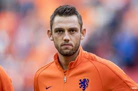 De koninklijke nederlandse munt bracht ter ere van het wk voetbal in brazilië een herdenkingspenning uit voor het oranje elftal. Koeman Ziet De Vrij Afhaken Voor Kwalificatieduels Mee Met Oranje