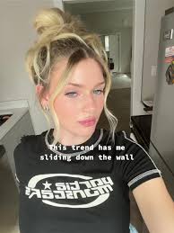 Sliding Down The Wall Trend