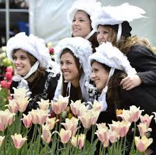 Tulip time activities | faq That Nettlesome Orange City Pella Tulip Celebration Battle Siouxcityjournal Com