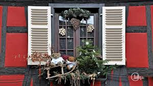 Welt Frankreich Kaysersberg Weihnachts Dekoration Am Fenster