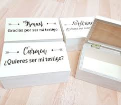 Sobre nuestros detalles de boda, bautizo y comunón. Caja De Madera Personalizada Con Frase Mimos De Trufa