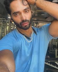 LIFE IS BETTER WITH RANDOM MOMENTS #goa #shettyajits