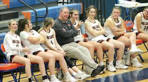 Lady Toppers Get Tuetken His 400th Win