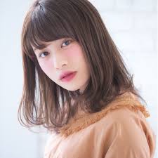 男ウケ抜群 正統派ミディアムストレートがやっぱり可愛い ヘアスタイリング ヘアースタイル ヘアスタイル