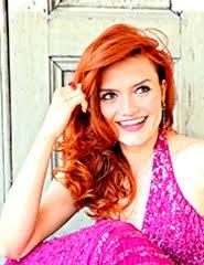 Resultado de imagem para fotos ou imagens de "la traviata" em cena no sÃ£o carlos de lisboa