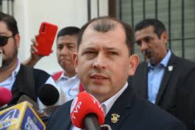 Tumban al 'rector' de la UAS, secretario queda al frente