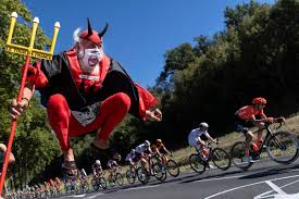 Een volledig overzicht van alle etappes, het klassement en elke wielerploeg in de ronde van frankrijk. Tour De France Holm Macht Sich Uber Asgreen Lustig