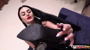 JLP90 beneath Marina's sexy high boots - intriguing shoe worship scenes unveiled