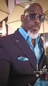 Fashion Friday- In my earlier years, I was kinda obsessed with the color "  Turquoise ". It's a dope visual, it blends well with my skin tone. Have a  blessed Friday, Beloved. 🙏🏾🌄😎⚘️💪🏿 #fashionblogger ...