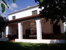 Despertarse en la casa de la higuera, abrir el balcón de la habitación y contemplar las maravillosas vistas al valle, con sus palmeras y sus huertos de limoneros, dignos de la mejor postal. Opiniones De Fuente La Higuera Casa Rural Completa En Villanueva De La Fuente Ciudad Real