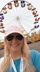 Good morning! Day 2 Gretna Fest was awesome! I tried food from 2 more  villages, checked some vendors, and watched Natasha Bedingfield perform  while the sunset🌅 The