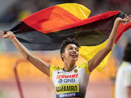 She won the gold medal at the 2013 european junior championships. Sensation Malaika Mihambo Wird Von Dieser Olympia Legende Trainiert