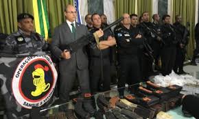 O governador wilson witzel e o ministro da economia, paulo gudes, durante reunião do fórum de governadores. Governador Culpa Direitos Humanos Por Matanca De Jovens No Rio Extra Classe