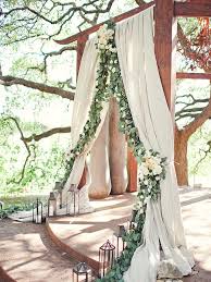 17 Wedding Ceremony Altar Alternatives Garland Wedding Outdoor Wedding Austin Wedding