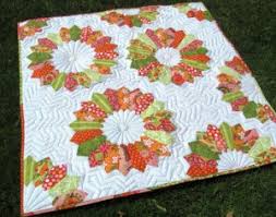 Antique dresden plate quilt, 1940's, newly quilted, hand stitched quilt top, hand embroidered, white/lavender, 46 wide x 62 long kellyquiltsandcrafts 5 out of 5 stars (5) $ 120.00 free shipping only 1 available and it's in 2 people's carts. Over 20 Dresden Plate Quilt Patterns