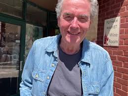 After 26 years, William Roach is hanging up his corkscrew, and The Wine  Room is closing its doors